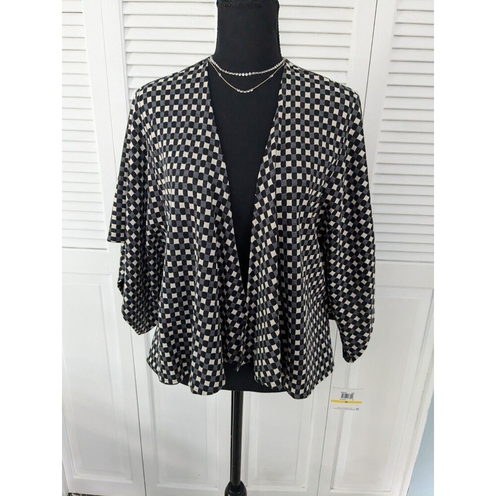 Anthracite by Muse Shawl Womens M Black Gray Plaid Kimono RUANA Cape New w/Tags